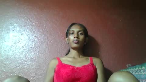 ninie246746 online show from 02/21/25, 07:10