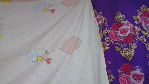 ninie246746 online show from 03/27/26, 08:41