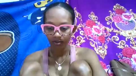 ninie246746 online show from 05/11/26, 04:51