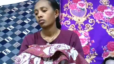 ninie246746 online show from 07/02/26, 08:09
