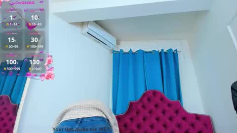 nina dee online show from 01/19/26, 04:38