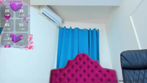 nina dee online show from 03/17/26, 04:28