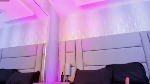 Ninna online show from 04/20/26, 03:53