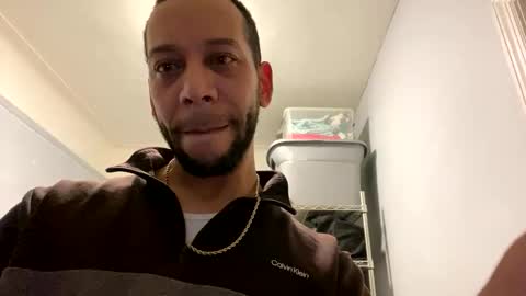 Snapshot of ninolindo919 chatting on 11/15/25, 12:19 ninolindo919 online show from 11/15/25, 12:19