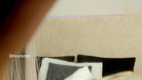 nioki_ online show from 03/19/26, 04:05