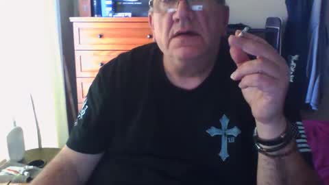 Dennis online show from 10/27/25, 04:55