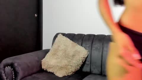 Snapshot of nira_lux chatting on 06/18/26, 01:50 Nira Lux online show from 06/18/26, 01:50