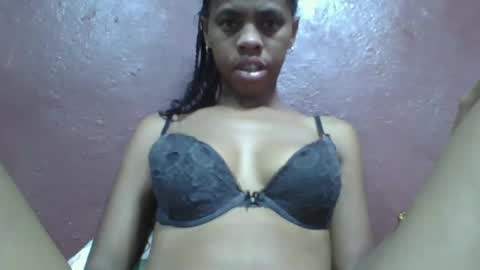 nirinahfy online show from 02/12/25, 04:12