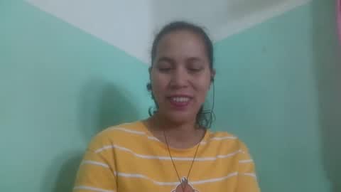Snapshot of nirisouh chatting on 05/27/26, 05:15 nirisouh online show from 05/27/26, 05:15