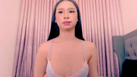 Samantha online show from 07/23/26, 01:58