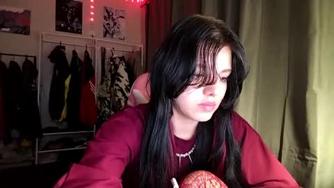 Alice online show from 05/18/26, 04:24