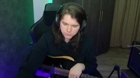 nitroshade online show from 01/25/25, 02:15