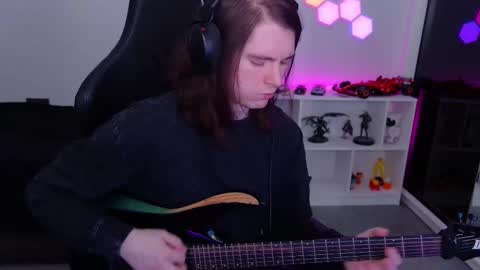 nitroshade online show from 12/18/25, 02:50