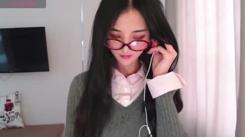 Niu online show from 09/15/25, 12:27