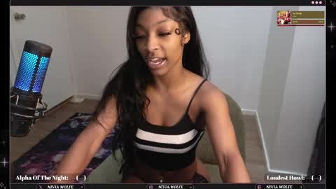 Snapshot of niviawolfe chatting on 05/30/26, 01:57 NIVIA WOLFE online show from 05/30/26, 01:57
