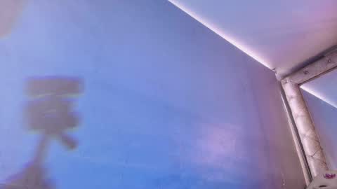  V I C T O R I A   online show from 04/14/26, 07:20