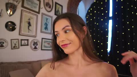 Nixi online show from 04/19/26, 04:06