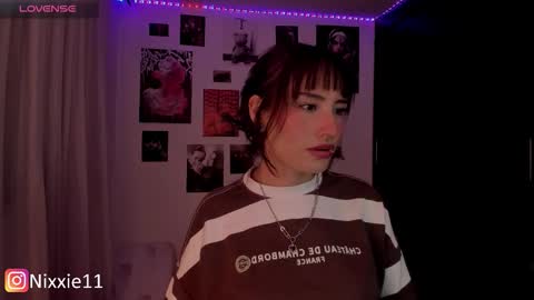 Nixxie  online show from 12/04/25, 11:24