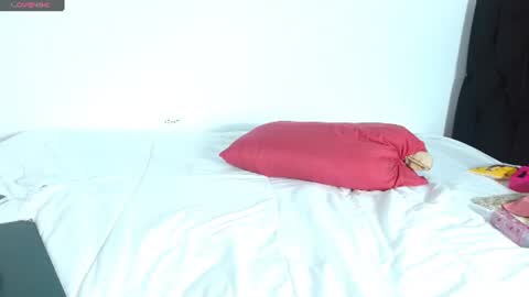 Snapshot of nixylux32 chatting on 07/19/26, 01:20 NIXYLUX online show from 07/19/26, 01:20