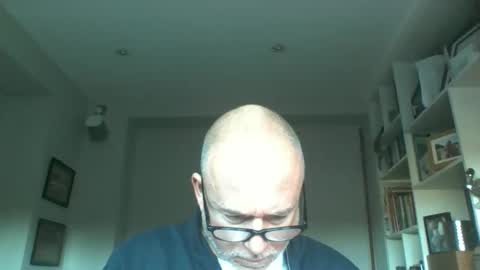 nmmm124347 online show from 11/20/25, 02:06