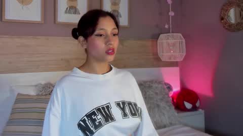 noa_dream online show from 02/18/26, 02:57