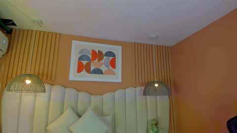 Noa online show from 11/28/25, 02:47