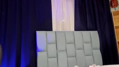 Noah  online show from 10/26/25, 03:23