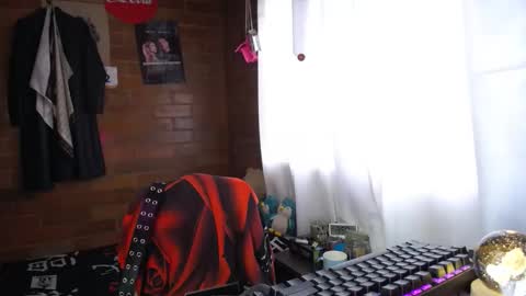 noah420sr online show from 02/05/25, 01:00