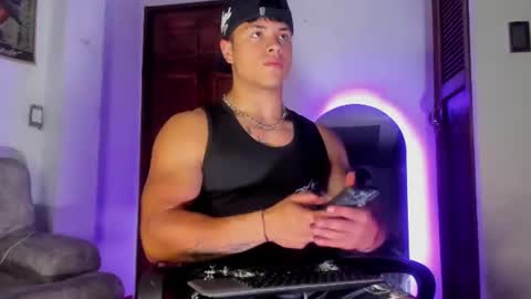 Snapshot of noah_223 chatting on 06/23/26, 02:31 noah_223 online show from 06/23/26, 02:31