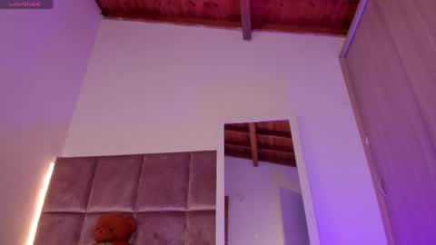 Sara  online show from 04/16/26, 03:29