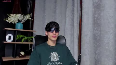 Snapshot of noah_brigth chatting on 02/15/25, 07:06 Noah Brigth online show from 02/15/25, 07:06