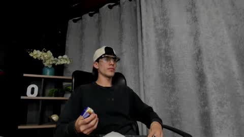 Snapshot of noah_brigth chatting on 02/27/25, 03:47 Noah Brigth online show from 02/27/25, 03:47