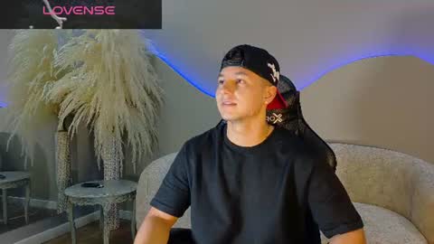 Snapshot of noah_clarkk chatting on 07/01/26, 05:45 Noah online show from 07/01/26, 05:45