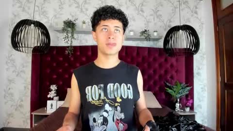 noah_dupont_ online show from 09/18/25, 08:11