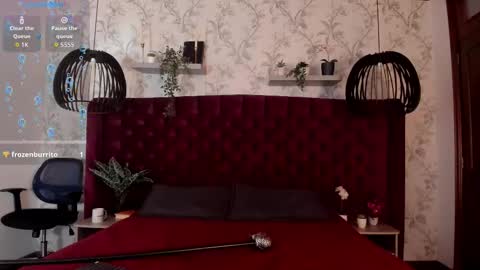 noah_dupont_ online show from 11/12/25, 11:43