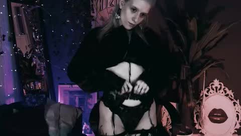 REAL name LiaDM are always open online show from 12/16/25, 07:19