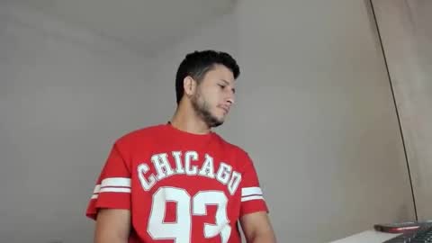 Snapshot of noah_happy07 chatting on 09/20/25, 03:51 Noah online show from 09/20/25, 03:51