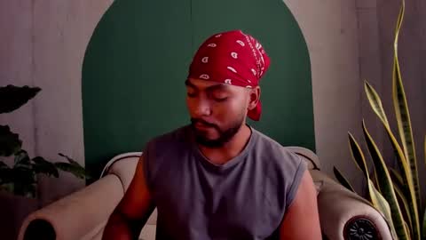 Noah online show from 11/12/25, 04:18