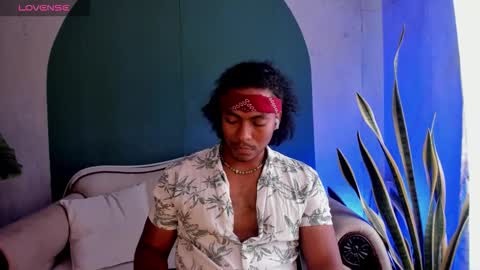 Noah online show from 11/26/25, 09:27