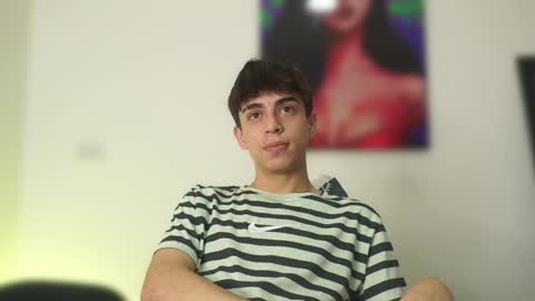 Snapshot of noah_loveboy chatting on 12/05/24, 03:26 Noah online show from 12/05/24, 03:26