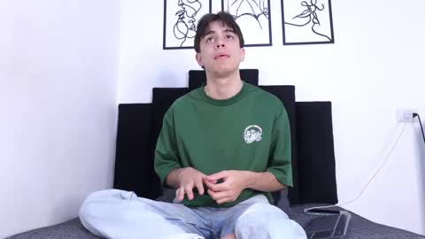 Snapshot of noah_loveboy chatting on 04/07/26, 07:36 Noah online show from 04/07/26, 07:36