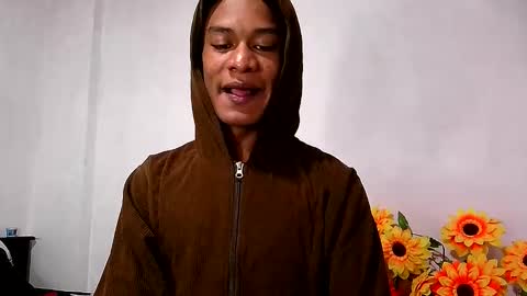 Snapshot of noah_miller7 chatting on 11/10/25, 07:46 Noah Millers online show from 11/10/25, 07:46