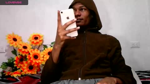 Snapshot of noah_miller7 chatting on 01/18/26, 02:10 Noah Millers online show from 01/18/26, 02:10