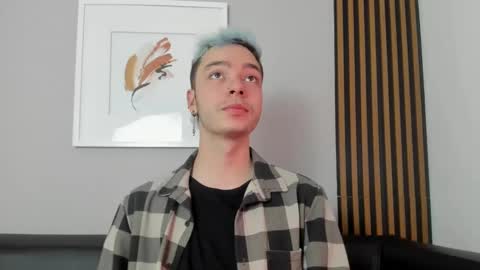    online show from 03/10/25, 12:04