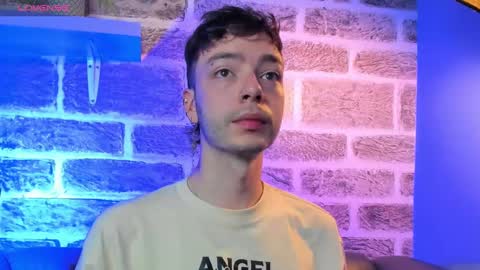    online show from 09/20/25, 12:39