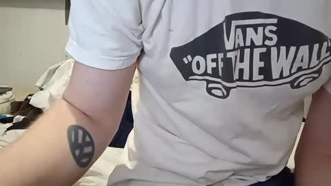 Noah Wesley online show from 02/12/25, 04:23