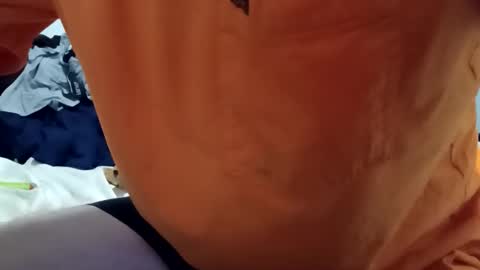 Noah Wesley online show from 09/30/25, 01:21