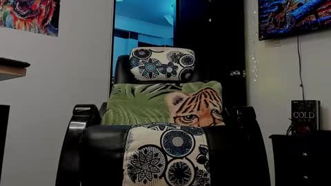 LIAM- noah online show from 01/17/25, 03:22