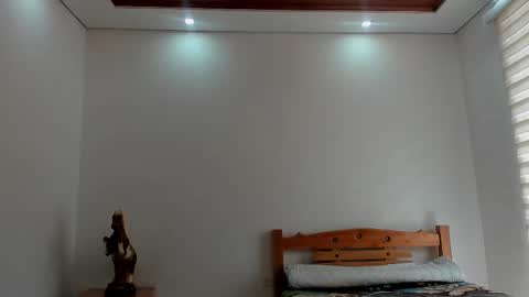 LIAM- noah online show from 10/14/25, 01:12