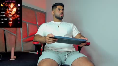 Noah online show from 12/12/24, 12:44